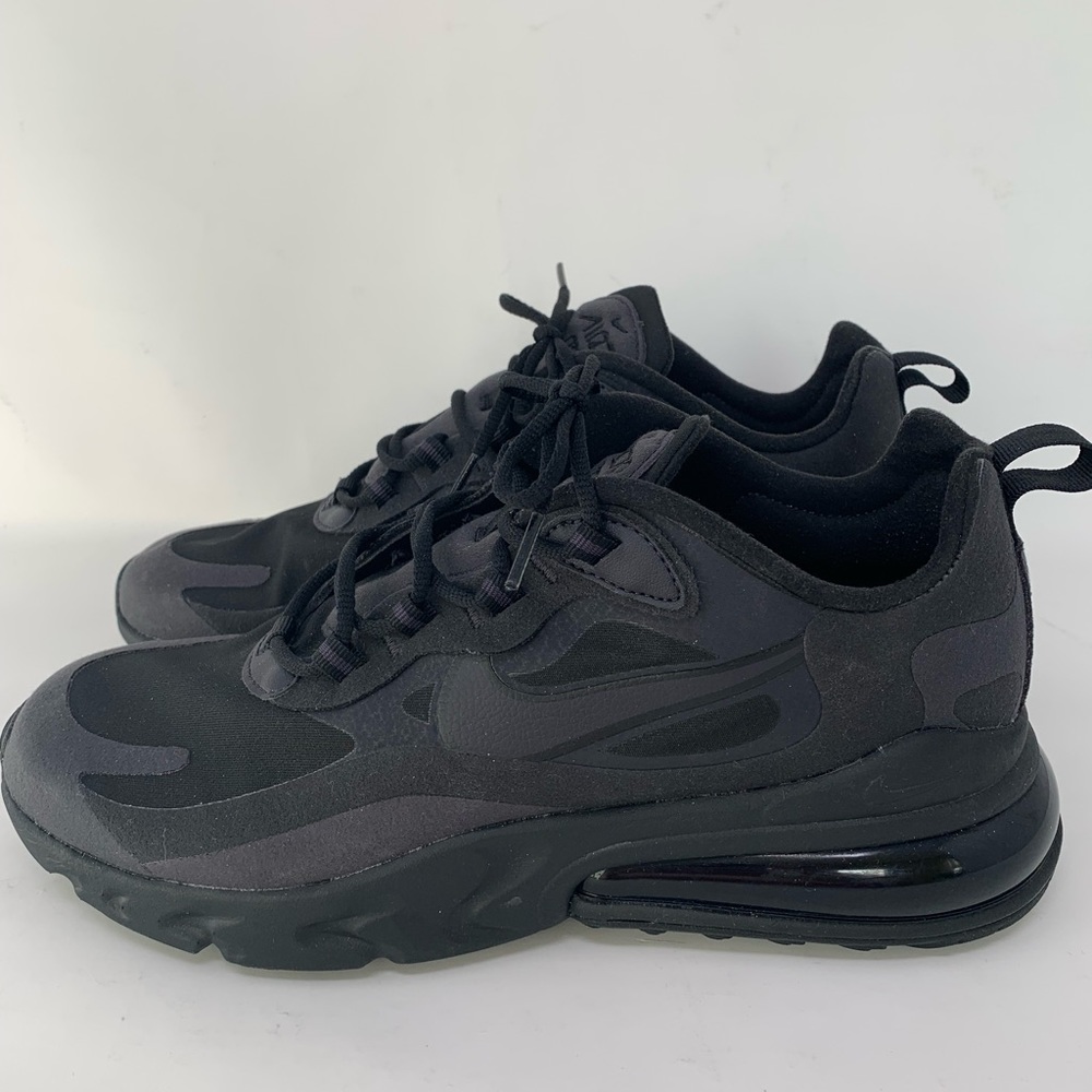 Nike Air Max 270 React MENS 8.5US Black Sneakers - Picture 5 of 8